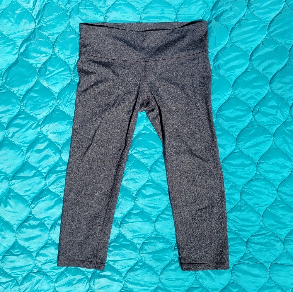 GapFit Cropped Athletic Leggings